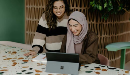 《転職攻略大百科》女性が子育てしながらでも働きやすいIT企業に転職するためには